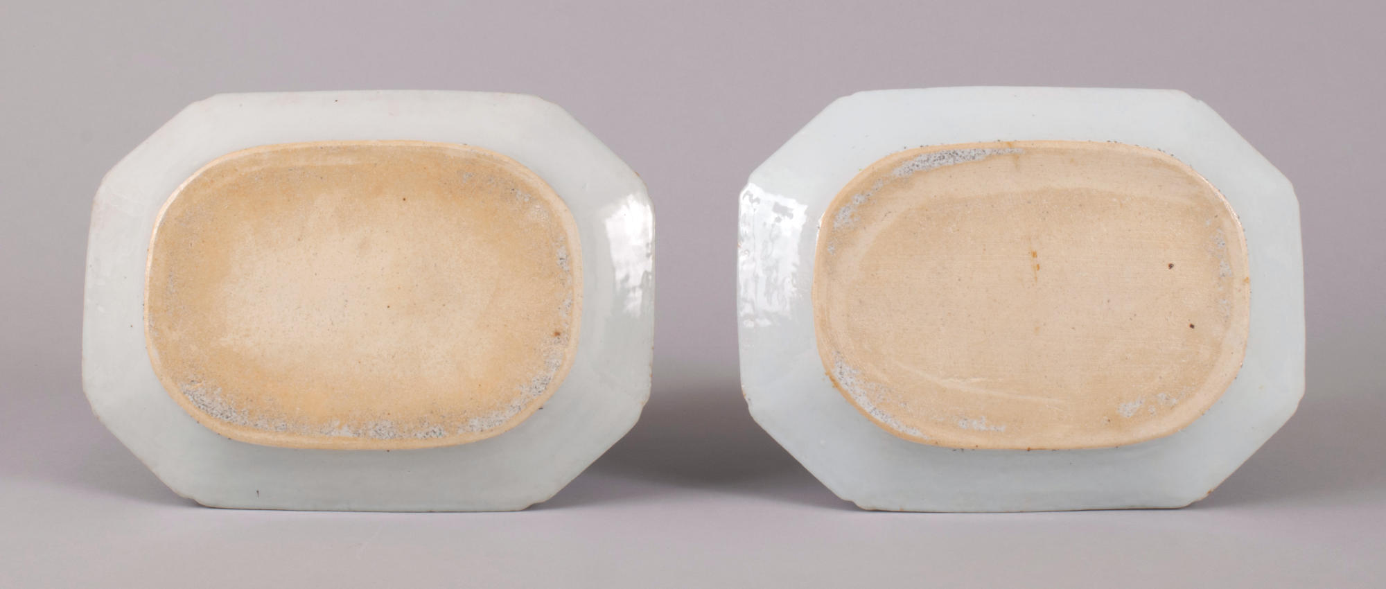 Pair of Chinese Export Platters from the Van Cortlandt Service, c. 1770